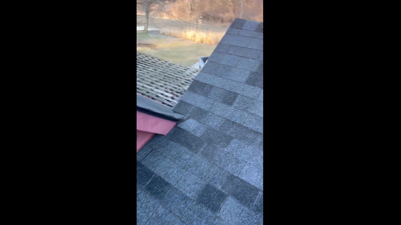 Project video thumbnail — residential roofing in Lincoln Park
