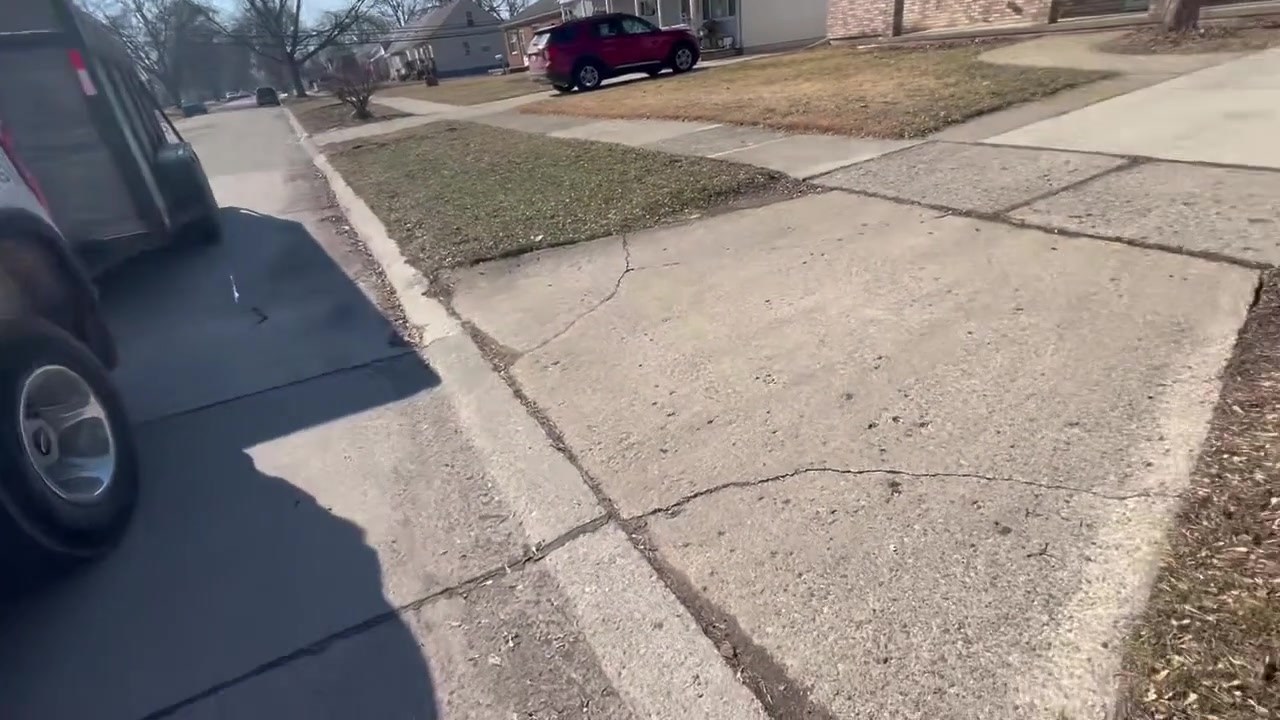 Project video thumbnail — residential roofing in Lincoln Park